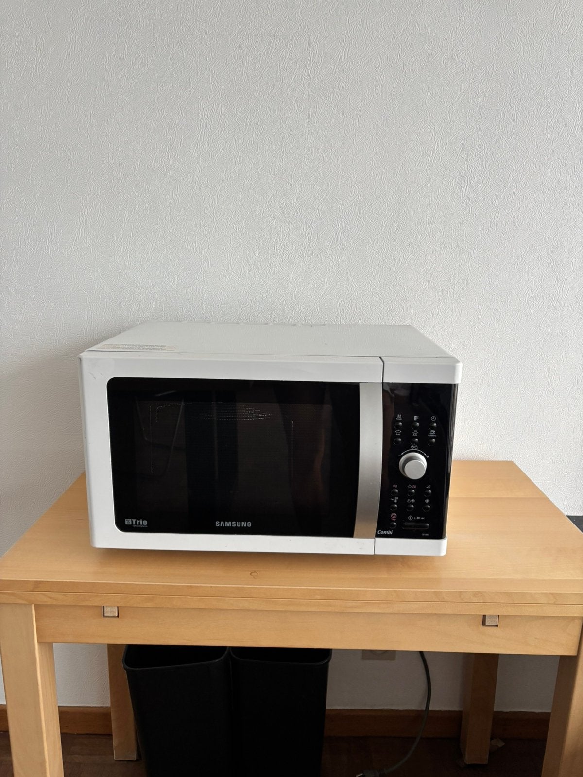 Combi-microoven €100, Ophalen of Verzenden, Zo goed als nieuw
