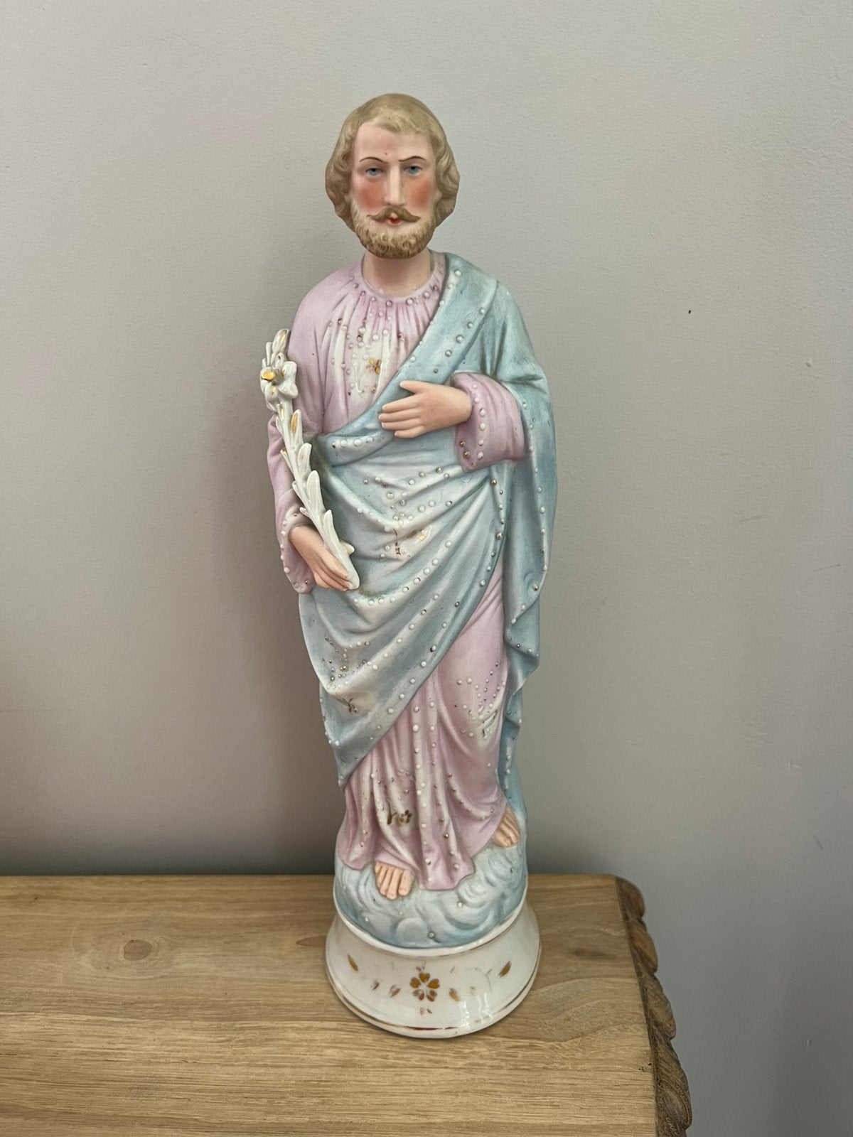 Statue Saint Joseph en porcelaine biscuit, Enlèvement