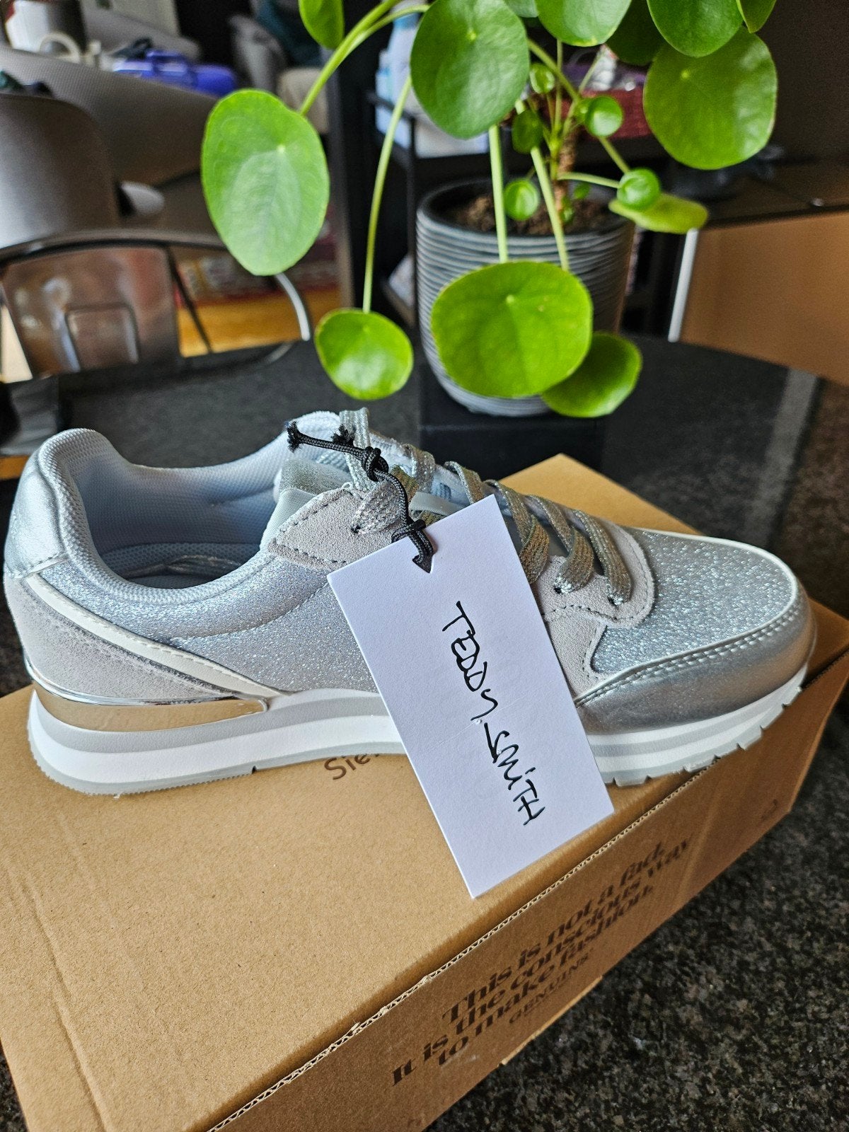 Baskets 37. NEUVES. TEDDY SMITH, Overige kleuren, Nieuw, Ophalen of Verzenden, Sneakers