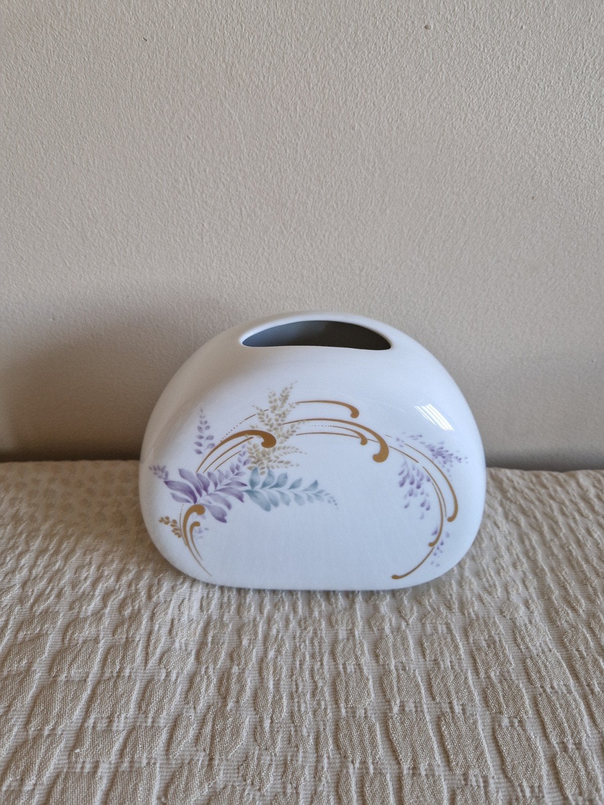 Vase porcelaine allemande Fürstenberg West Germany 
décor fl, Enlèvement ou Envoi