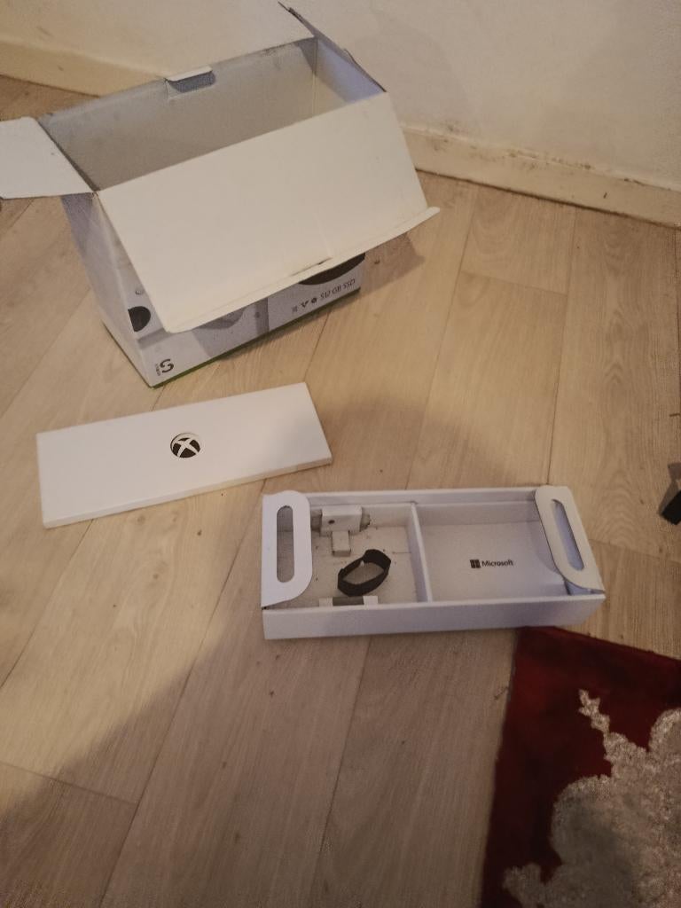 Xbox séries s avec un casque, Enlèvement, Comme neuf, Xbox Series S