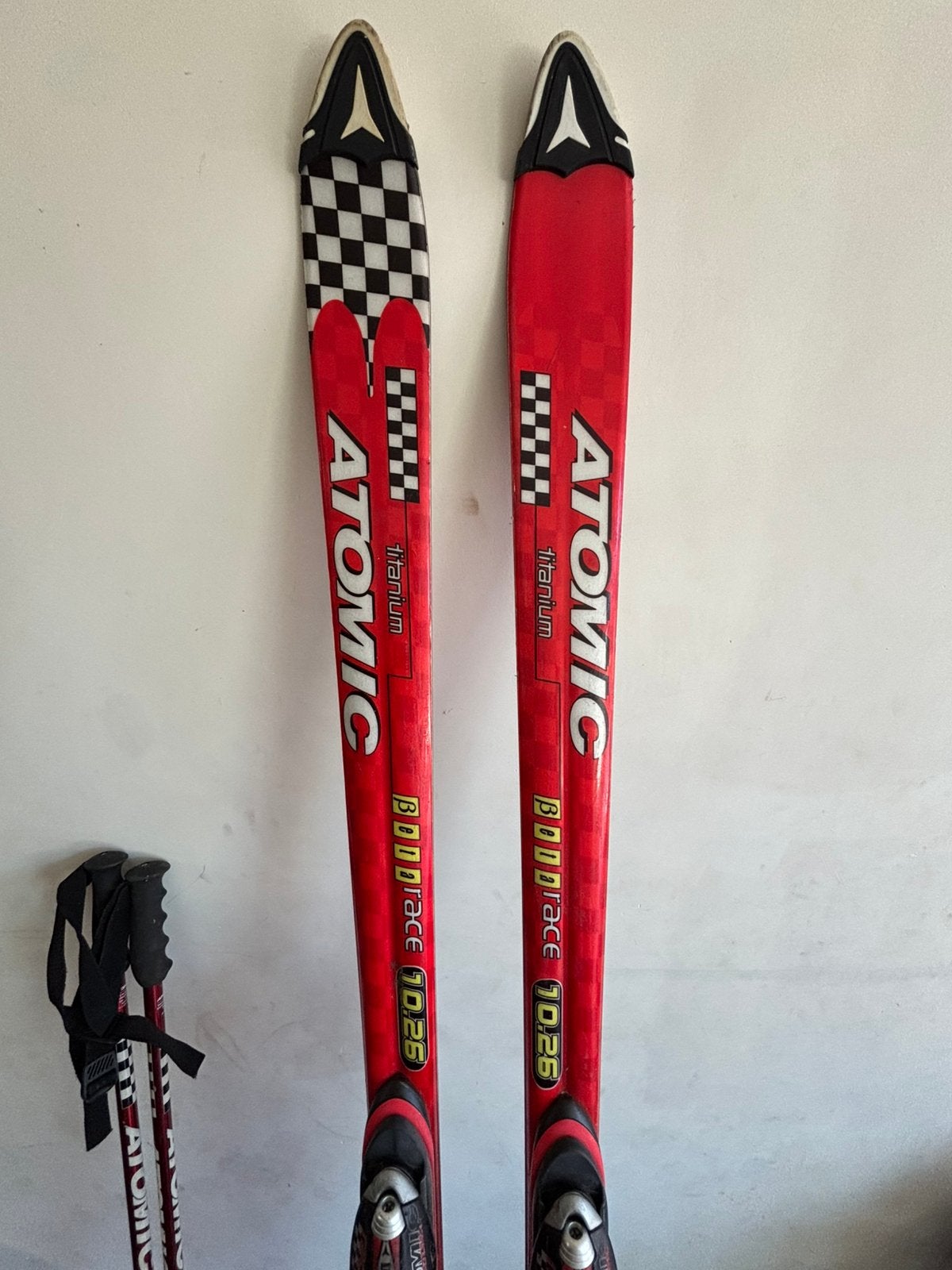 Atomic Beta Race 10.26 (188 cm) originele Race 614 bindingen, Sport en Fitness, Ophalen, Stokken, Zo goed als nieuw, Atomic