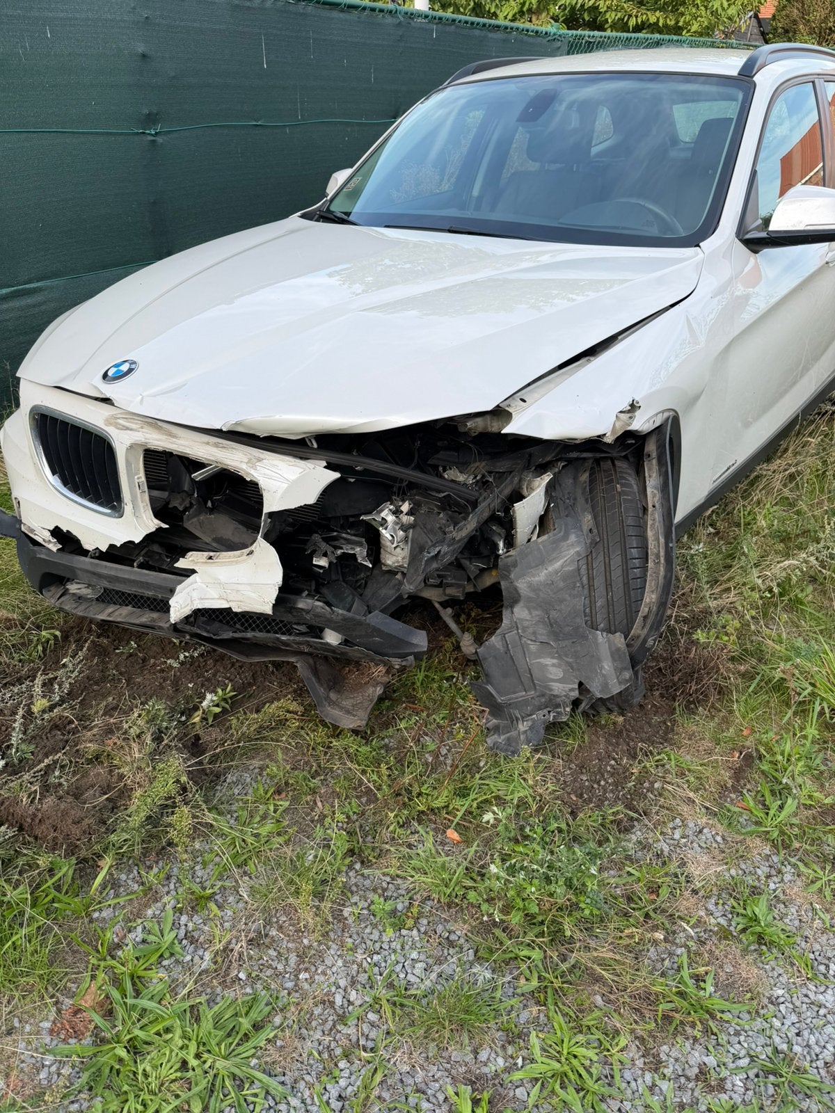 Bmw x1 accident wagen..bj2013..diesel...motor  draait, Auto's, BMW, X1, Euro 5, Particulier, Te koop