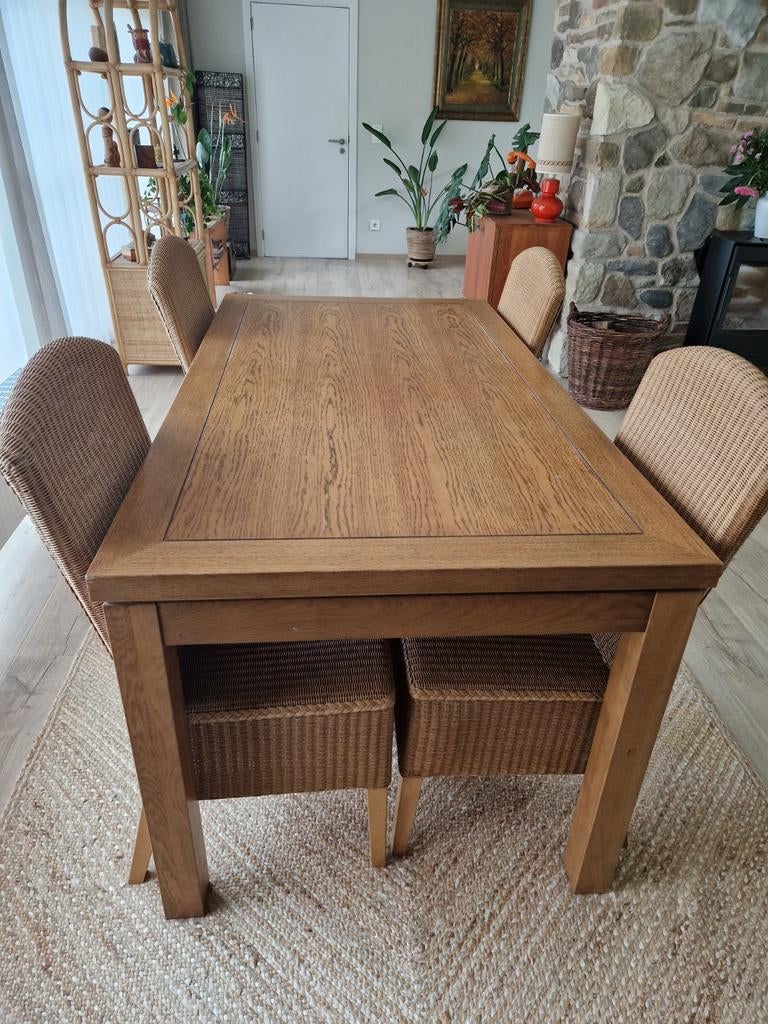 Uitschuifbare eettafel en 6 stoelen, Huis en Inrichting, Complete eetkamers, Ophalen