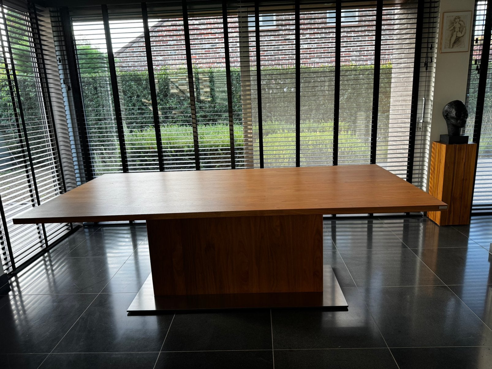 Eettafel notenlaar hout HULSTA, Enlèvement, Utilisé