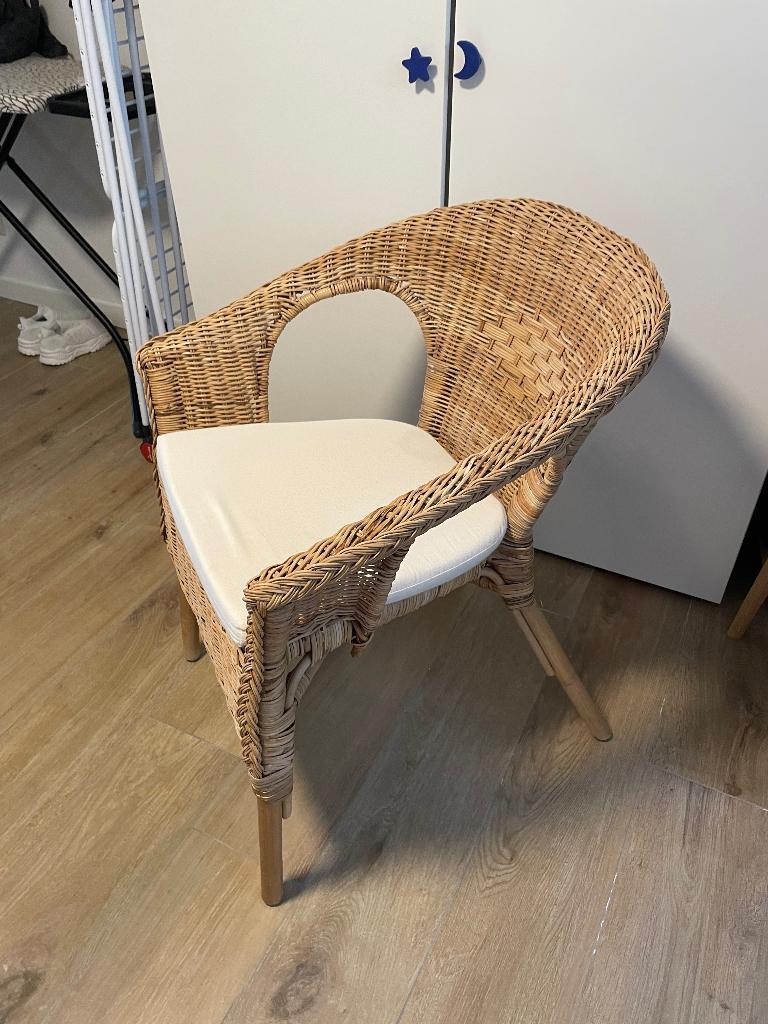Chaise et coussin ikéa, Maison & Meubles, Osier ou Rotin, Autres couleurs, Comme neuf, Enlèvement