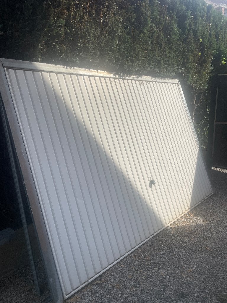 Porte de garage basculante 3000 x 2000, Doe-het-zelf en Bouw, Raamkozijnen en Schuifdeuren, Ophalen, Gebruikt, 225 cm of meer