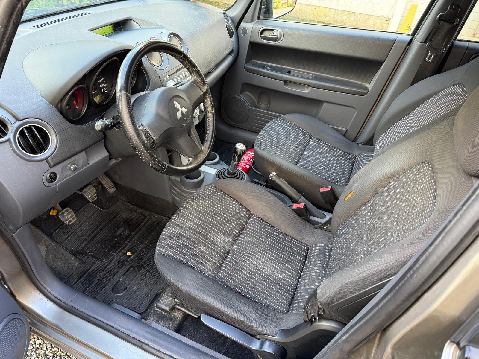 Mitsubishi Colt 1.5 Diesel - Airco - Export 2007 5 deurs, Auto's, Colt, Bedrijf, Euro 4, Te koop