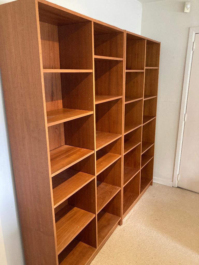Paar boekenkasten in Scandinavische teakstijl, Huis en Inrichting, Ophalen, Zo goed als nieuw, Overige materialen