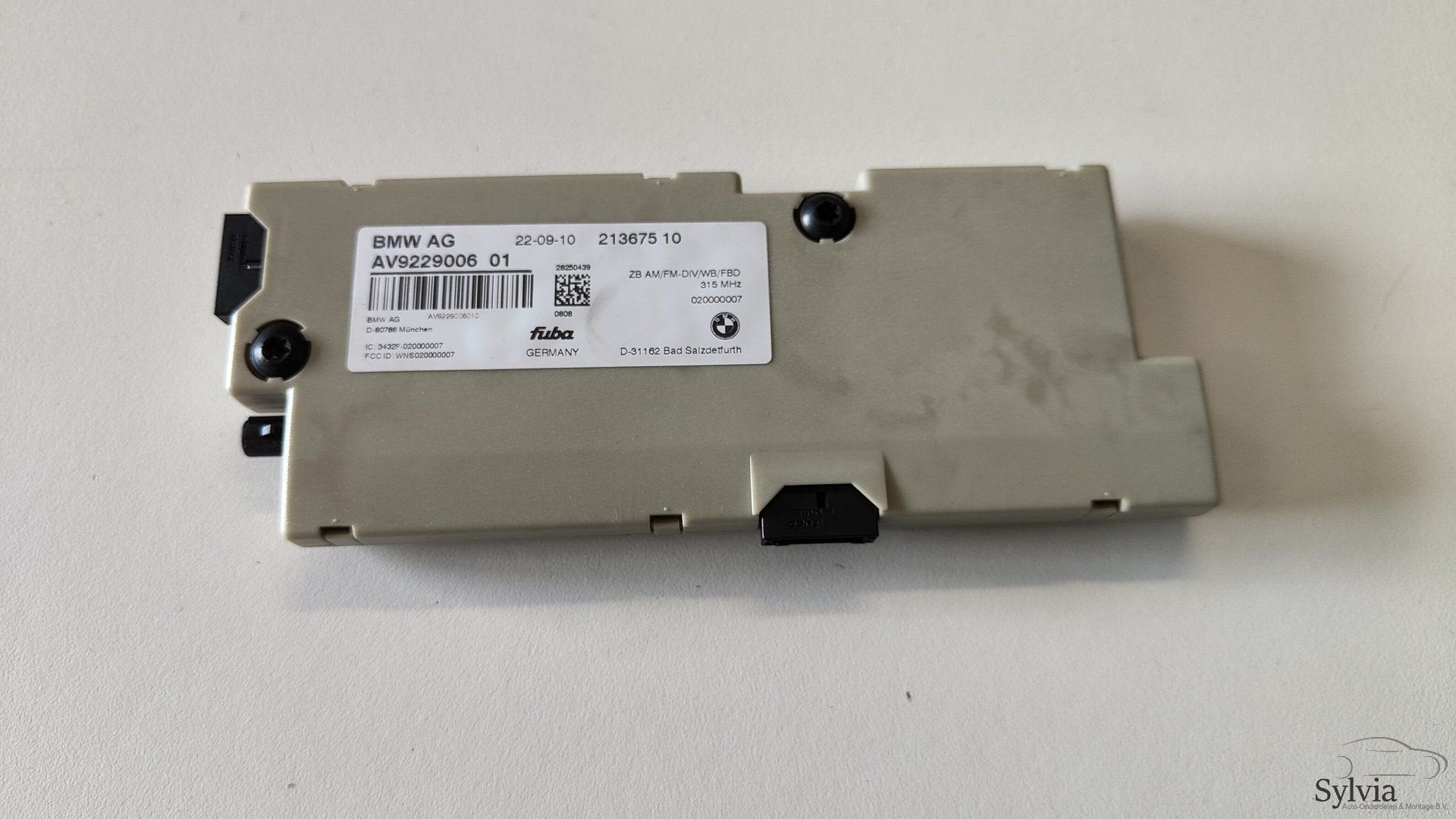 Antenne versterker Diversity BMW F10 F11 F06 F13 F01 F02 F03, Auto diversen, Autoradio's, Ophalen of Verzenden, -, -, -