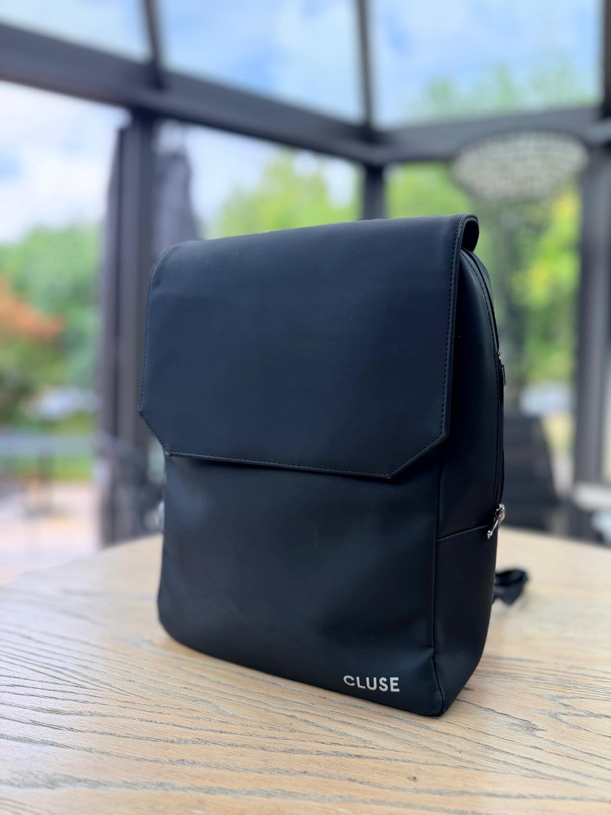 Sac à dos CLUSE noir – Excellent état, Handtassen en Accessoires, Overige Accessoires, Ophalen, Zo goed als nieuw