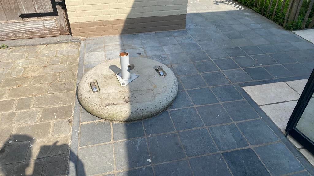 Parasolvoet zwaar (beton!), Ophalen, Zo goed als nieuw, Parasolvoet