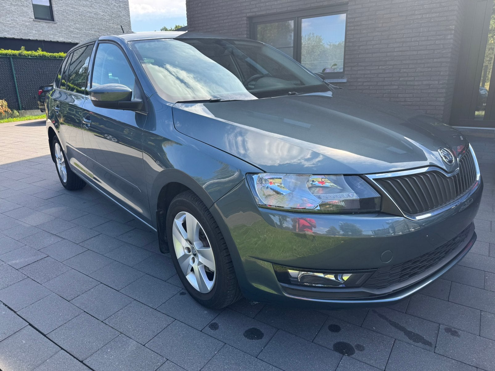 Skoda RABID 1.0 benzine km 8.934 bj 2018 mooie auto, Autos, Skoda, Achat, Entreprise, Boîte manuelle, Noir