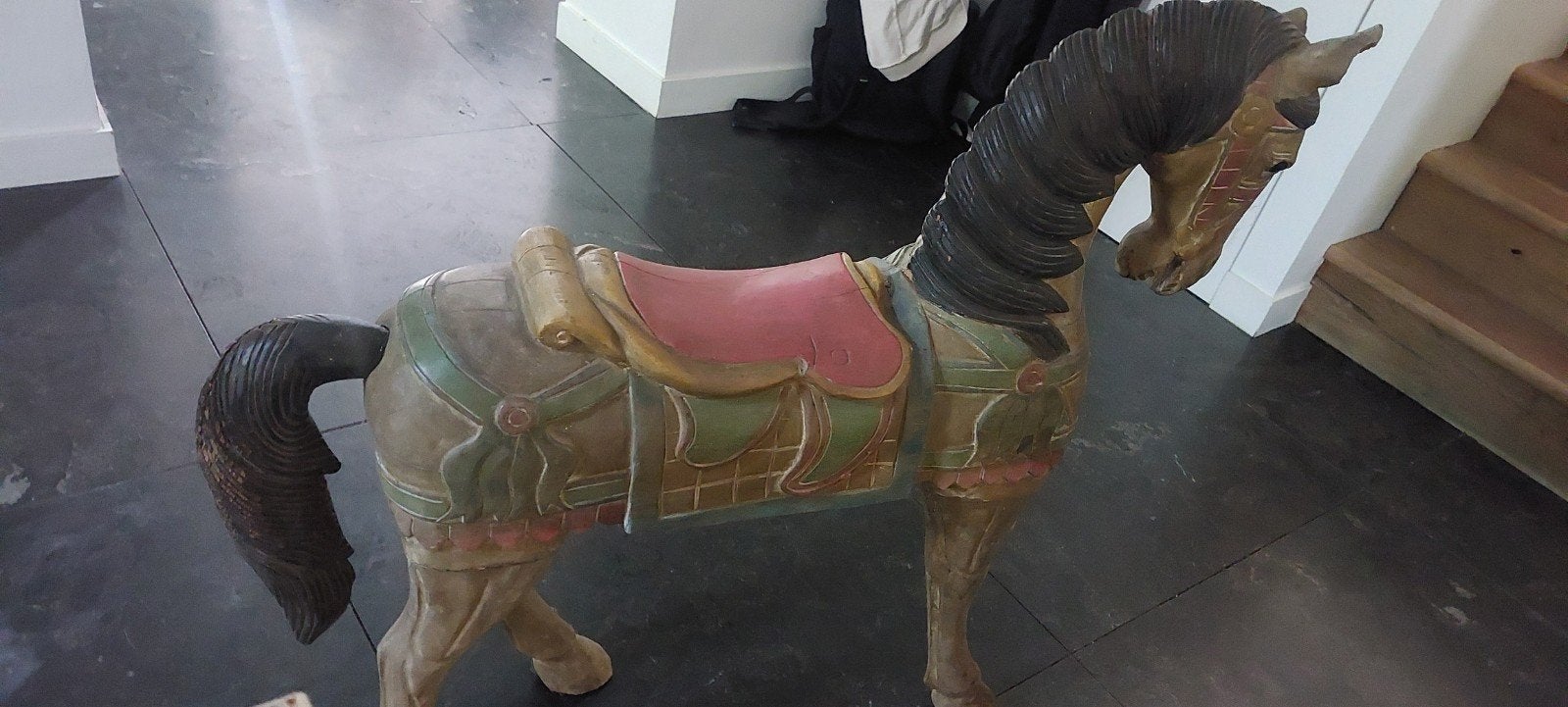 antiek paardje, Ophalen