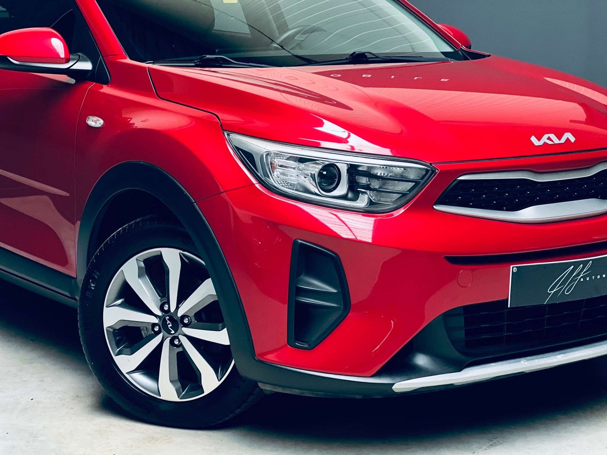 Kia Stonic 1.0i *CLIMATISATION*CARPLAY*CARNET COMPLET*, Autos, Rouge, Achat, Euro 6, Entreprise