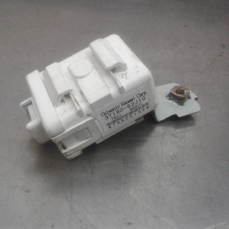 RELAIS Suzuki Swift (ZA / ZC / ZD1 / 2/3/9), Gebruikt, Suzuki