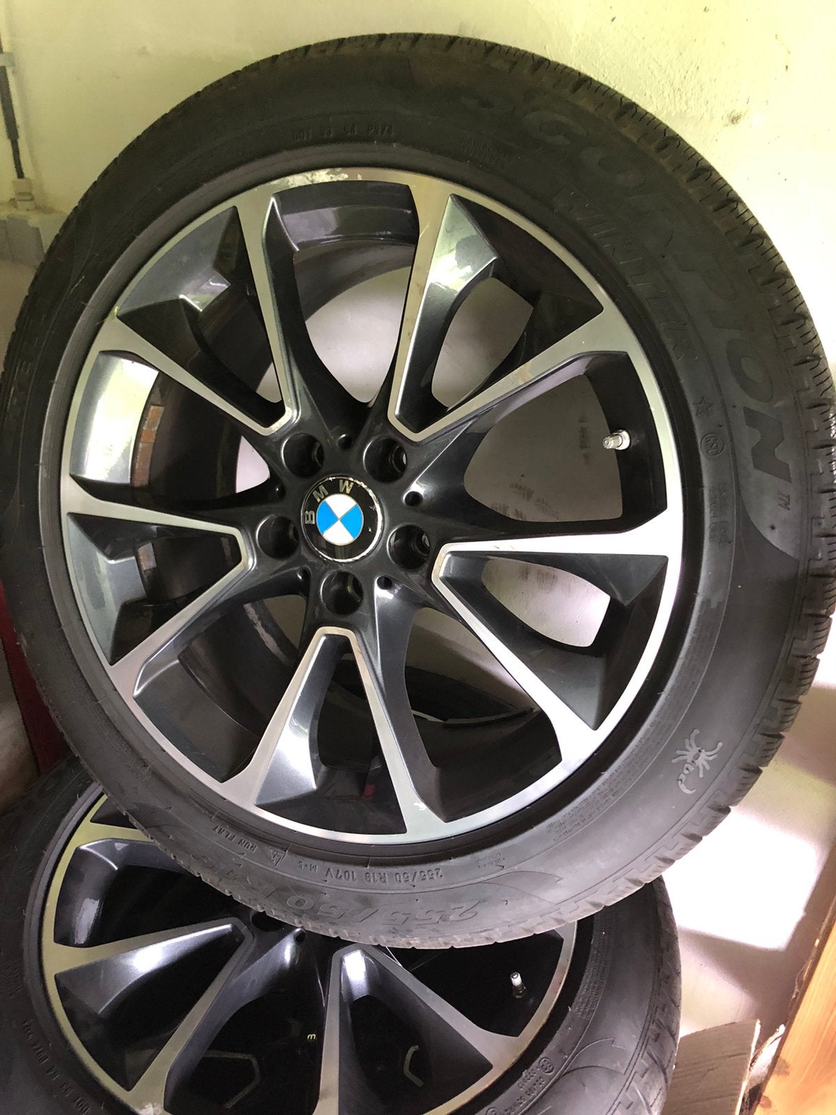 4 jantes et pneus BMW 255/50/19, Enlèvement, Pneu(s)