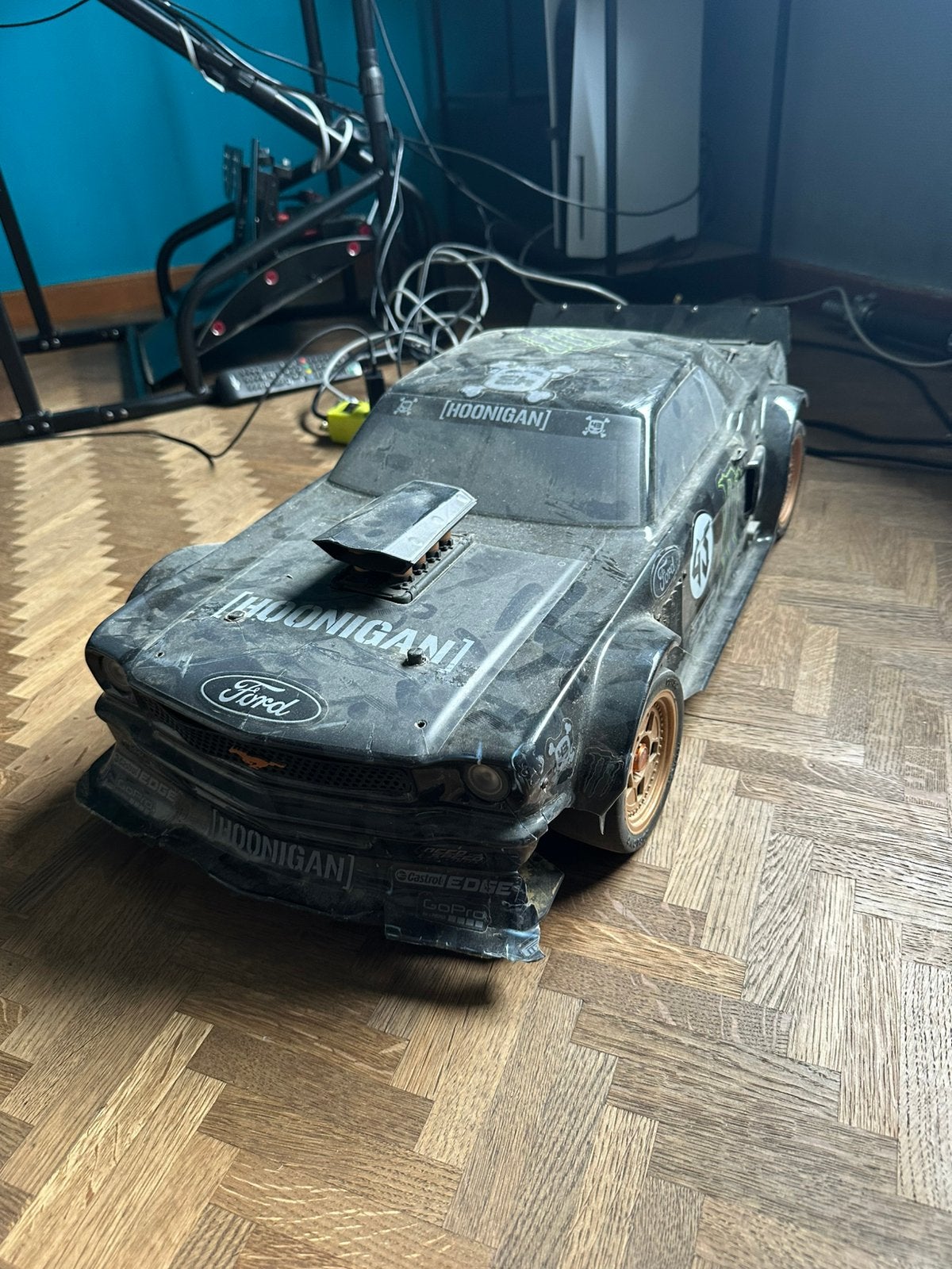 ZD racing hoonicorn, Hobby & Loisirs créatifs, Modélisme | Radiocommandé & Téléguidé | Voitures, Comme neuf, Enlèvement ou Envoi