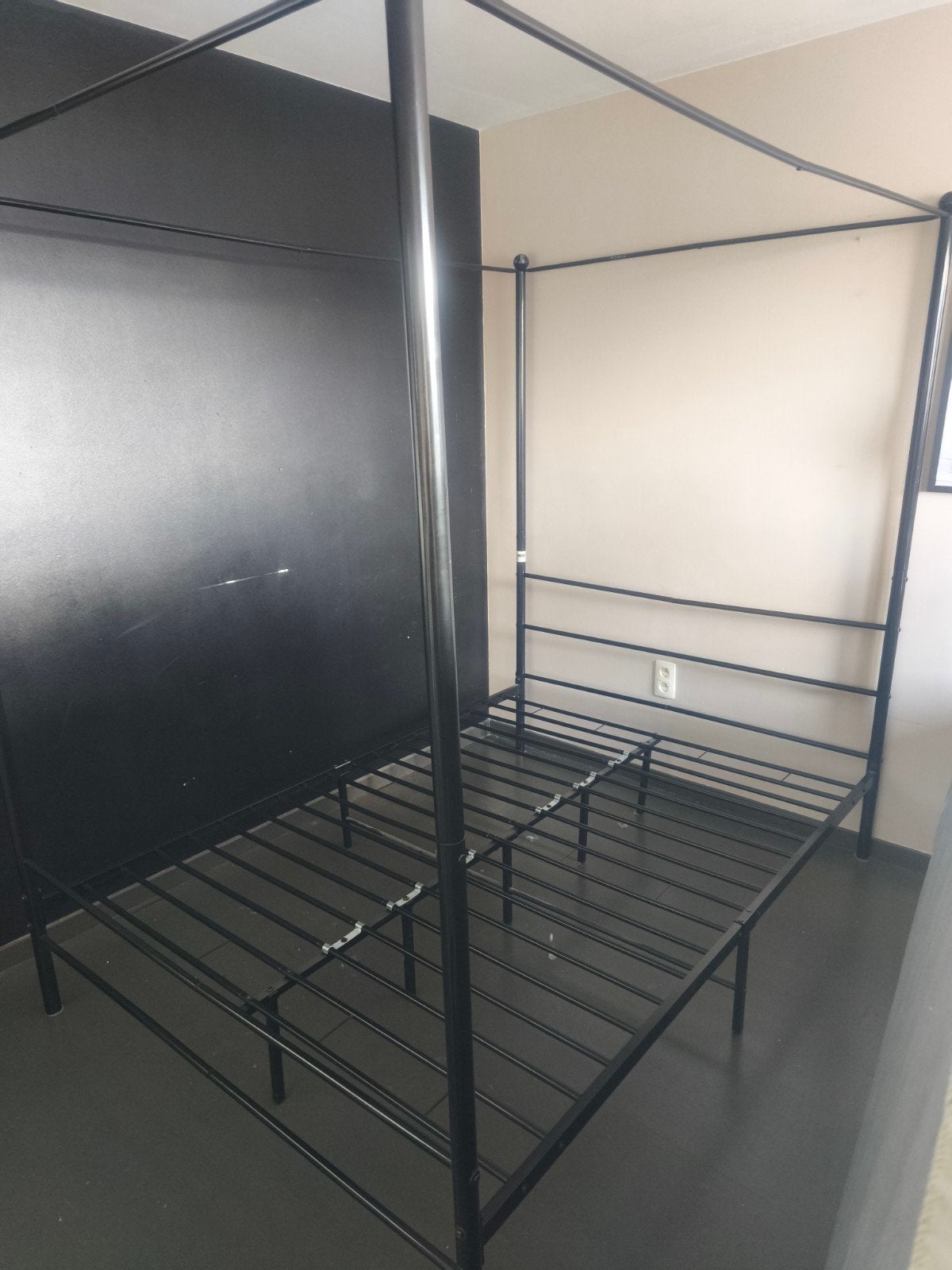 Hemelbed, Enlèvement, Noir, Métal