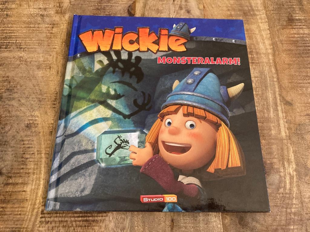 Prentenboek - Wickie: Monsteralarm! - Studio100, Boeken, Ophalen of Verzenden, Gelezen, Studio 100, Sprookjes