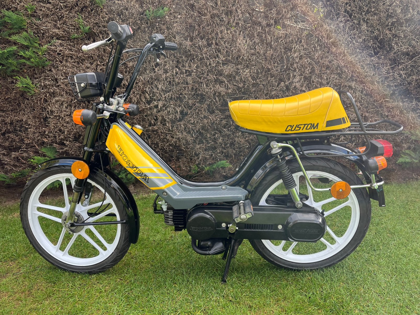 Te koop Honda Camino Custom Geel B klasse, Ophalen, Klasse B (45 km/u), 49 cc, Overige merken