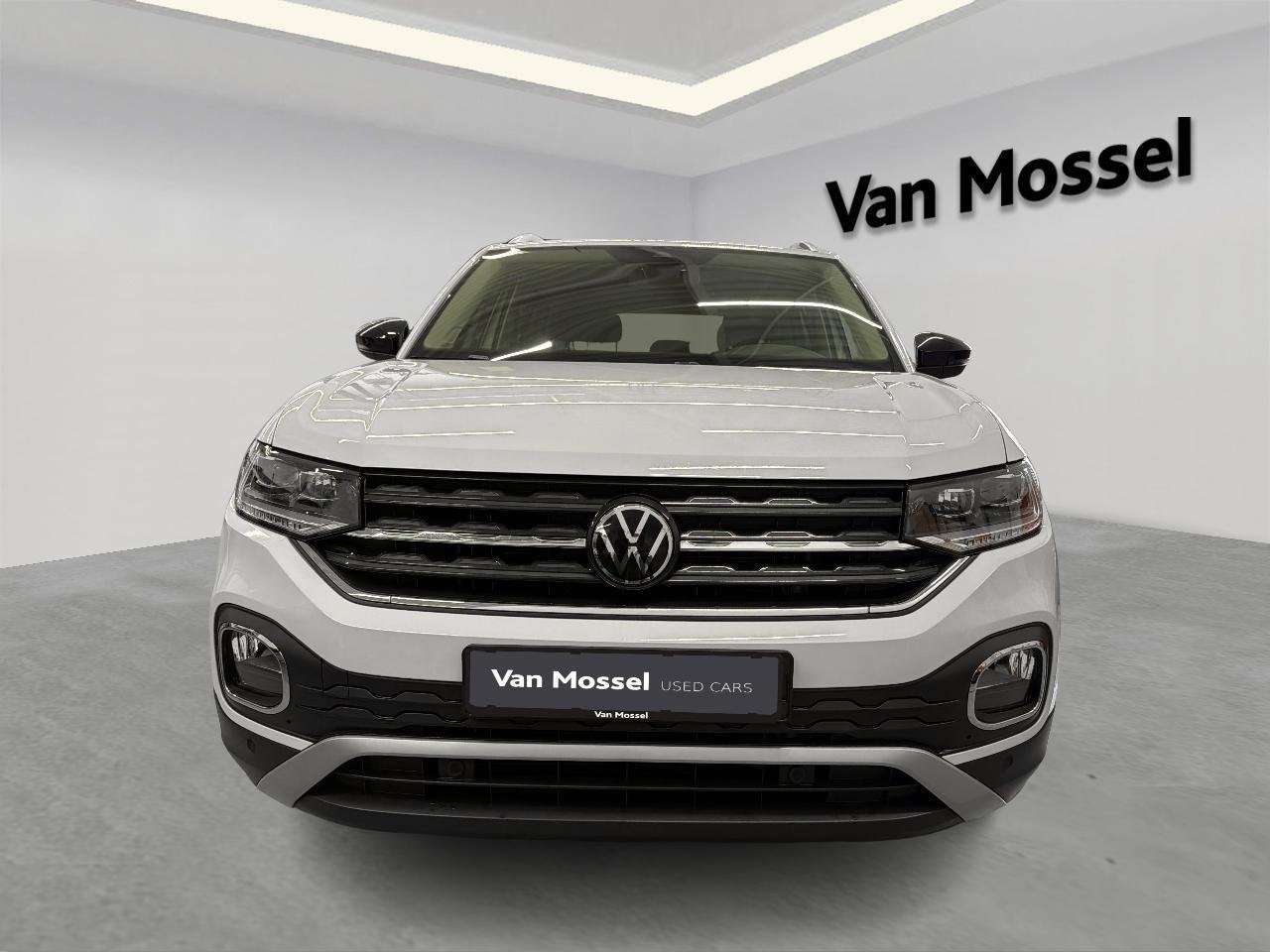 Volkswagen T-Cross 1.0 TSI 81kW DSG Life, Dealer onderhouden, Gebruikt, Zwart, 1298 kg