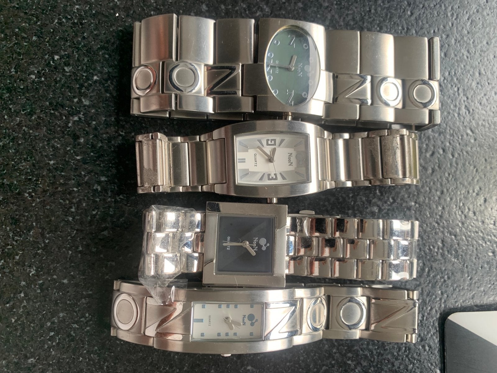NooN dameshorloge (s), Handtassen en Accessoires, Horloges | Dames, Ophalen, Zo goed als nieuw