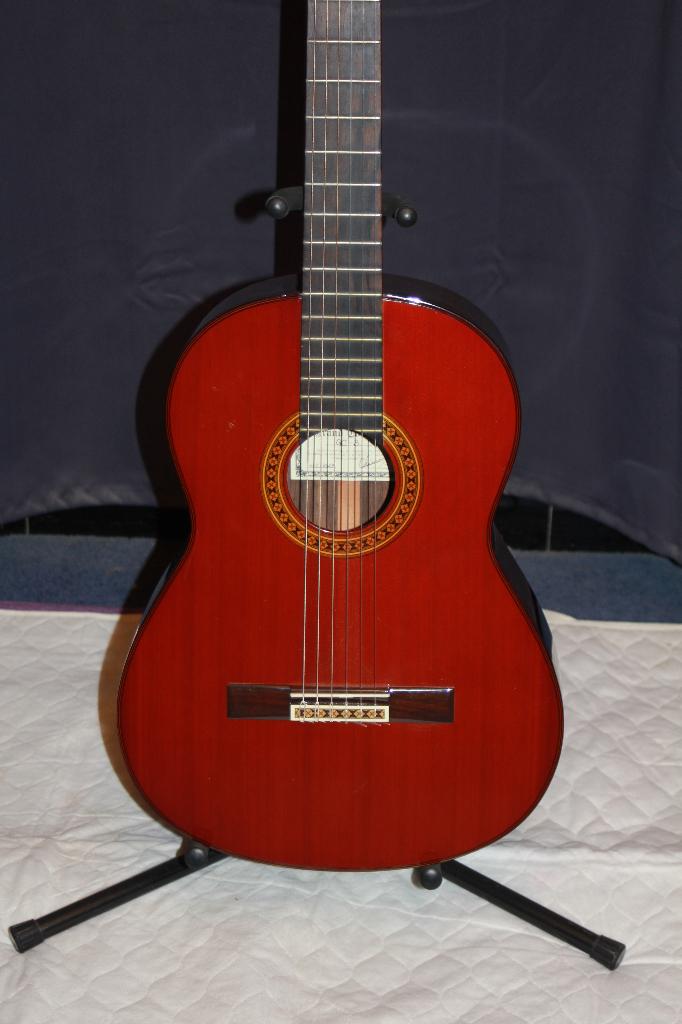 Klassieke akoestische Luthier gitaar YAMAHA GC-3, Ophalen, Nieuw, Klassieke of Spaanse gitaar