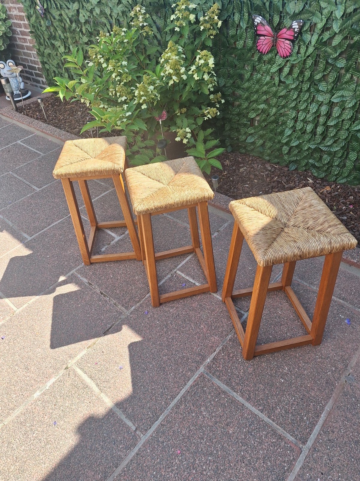 tabourets en bois, Enlèvement