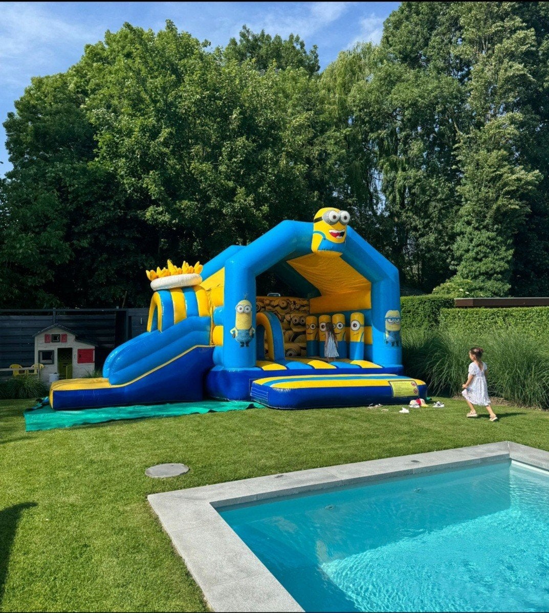 Minions Bouncy Castle à louer