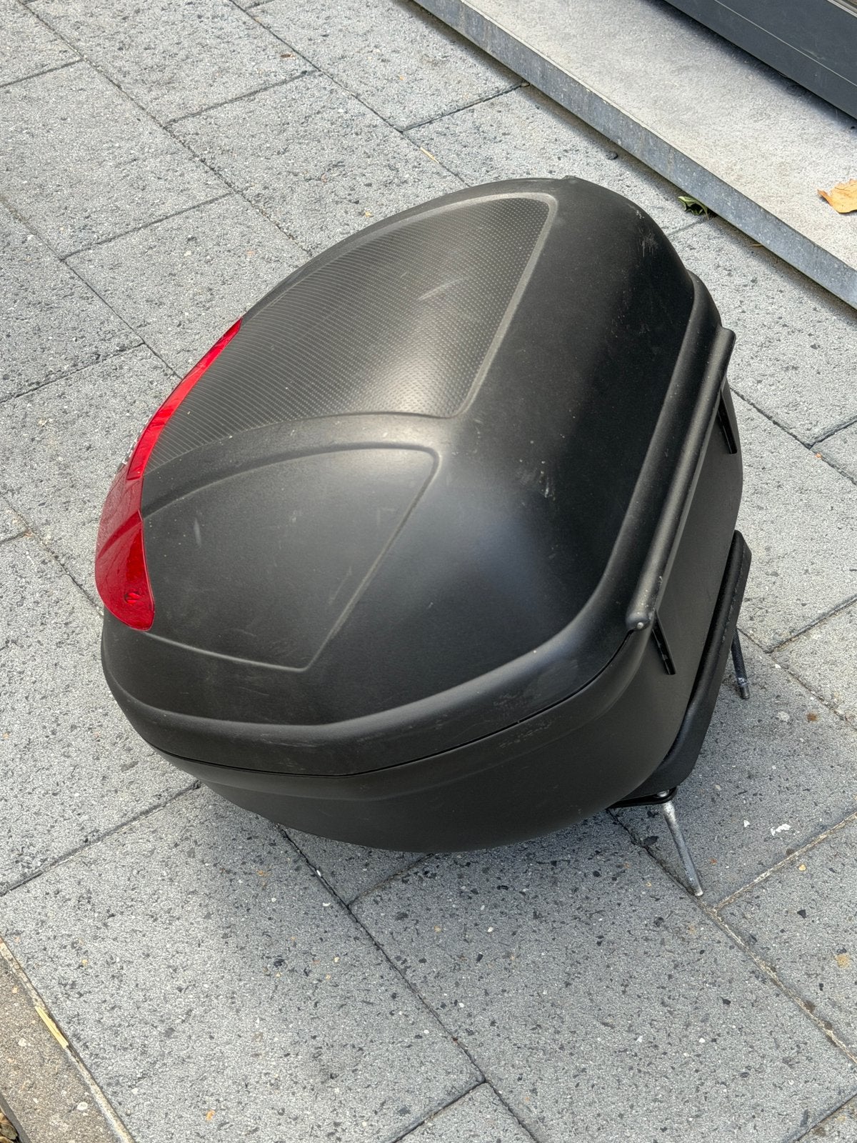 Givi topkoffer, Motoren, Ophalen, Gebruikt