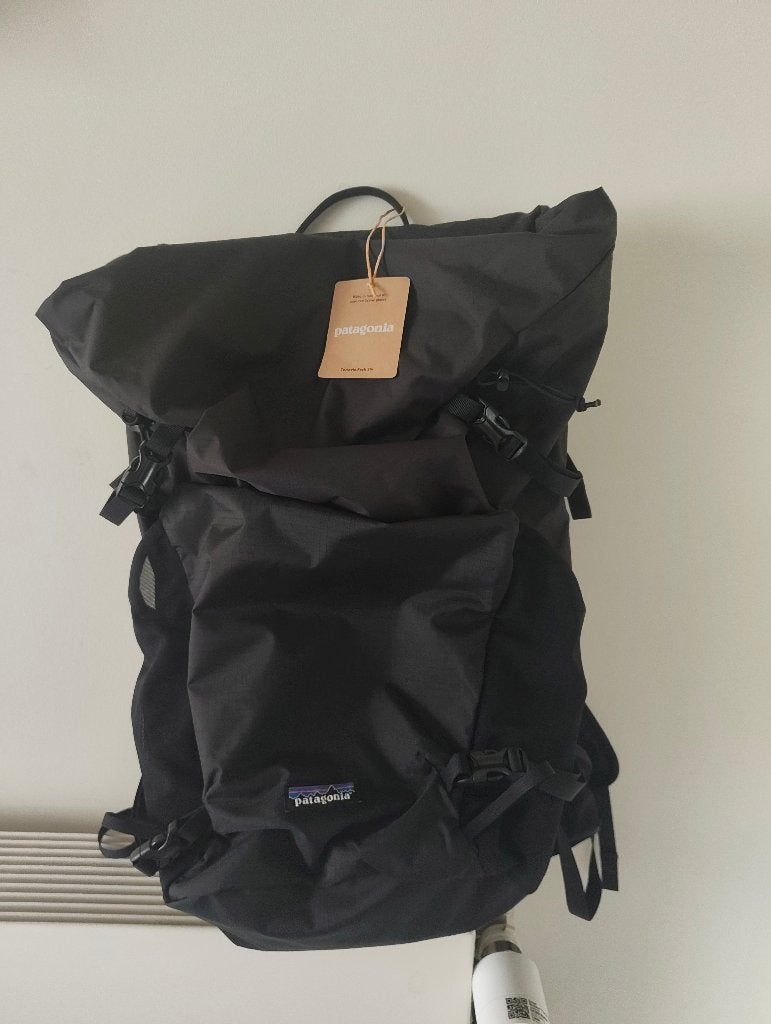 Patagonia Terravia 36L noir *Nouveau* avec étiquette, Enlèvement ou Envoi, Neuf, Sac à dos