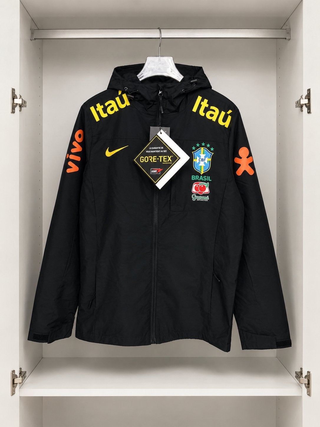 Veste Nike Brésil - noire, Enlèvement ou Envoi, Neuf, Taille 52/54 (L), Noir