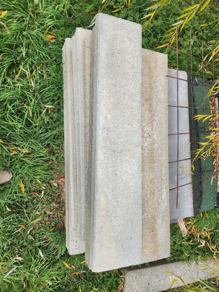 Bordures en béton, Bricolage & Construction, Enlèvement, Comme neuf, Autres métaux