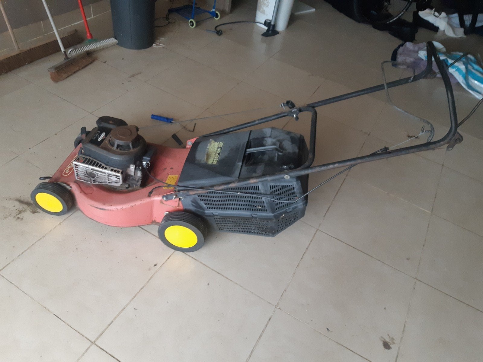 Grasmaaier, Ophalen of Verzenden, Gebruikt, Benzine-grasmaaier, Opvangbak