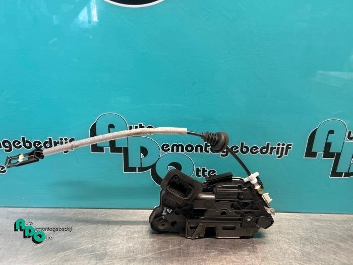 Serrure portière mécanique 4portes avant gauche d'un Volks, Volkswagen, -, 3 mois de garantie, Utilisé