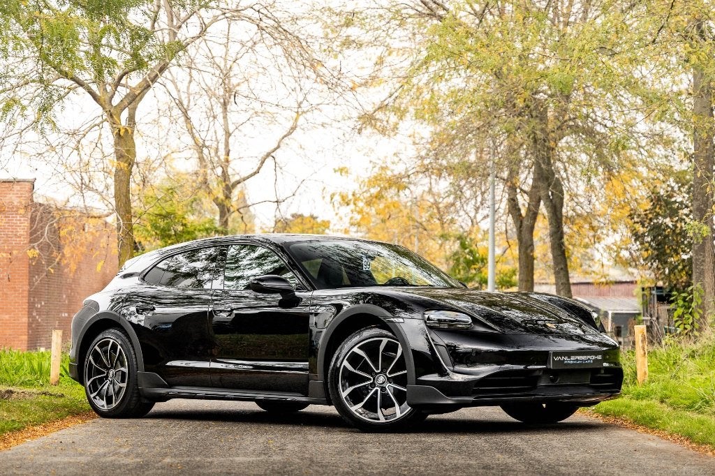 Porsche Taycan 4 Cross Turismo * Perf Batt * Pano * ACC *, Autos, Achat, Euro 6, Entreprise, Entretenue par le concessionnaire
