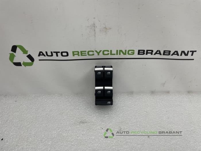 Commutateur vitre électrique d'un Audi A4, -, 3 mois de garantie, Utilisé, -