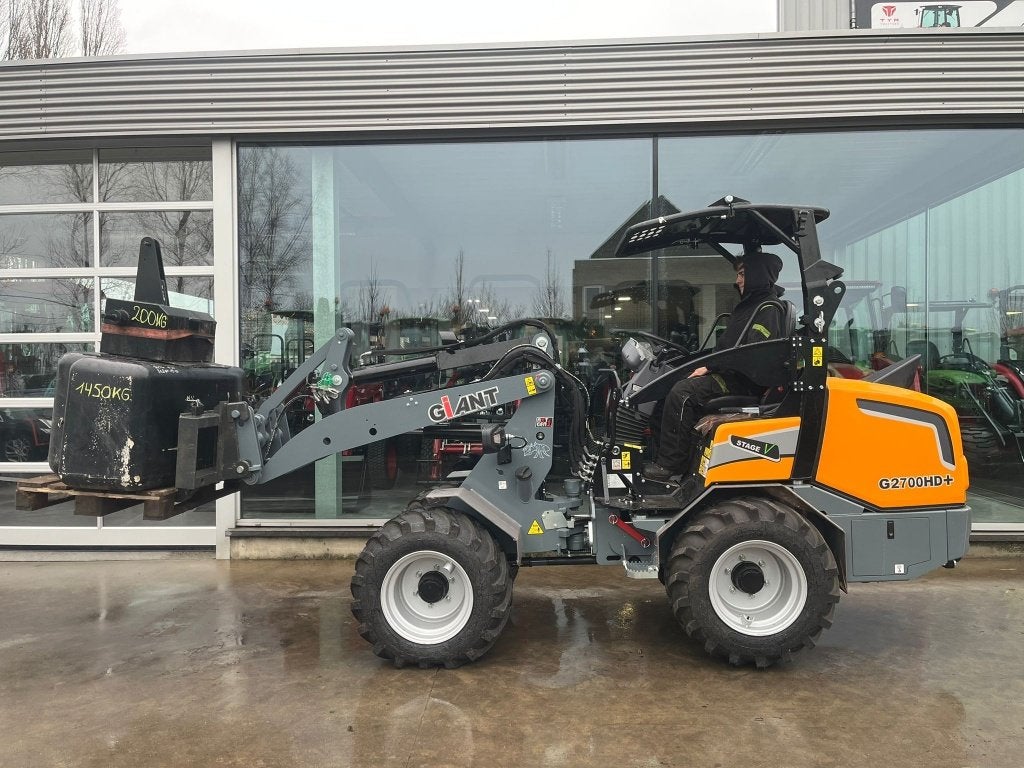 Chargeuse articulée Giant G2700HD + 50PK, poids 2000 kg, Articles professionnels, Enlèvement
