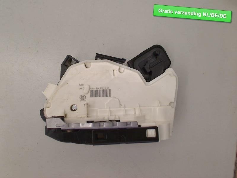 SERRURE DE PORTE ARRIÈRE GAUCHE Volkswagen Golf VII (AUA), Arrière, Volkswagen, Volkswagen AG, Utilisé