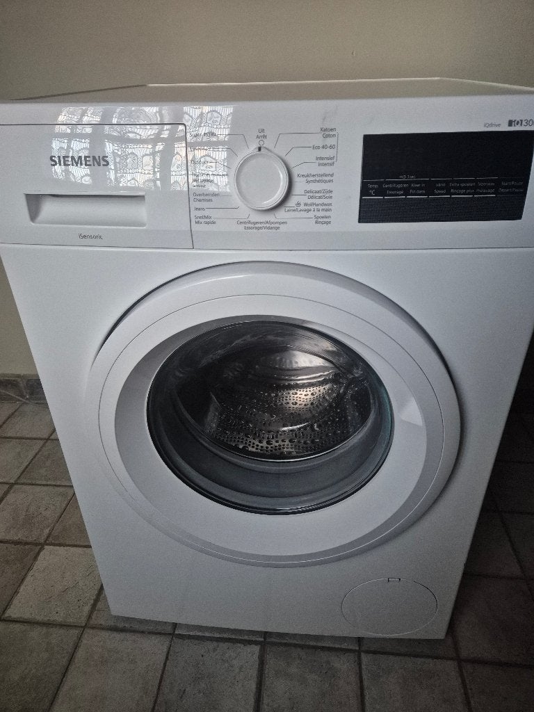 Siemens iQ300 wasmachine WM14N2M2FG., 1200 à 1600 tours, 6 à 8 kg, 85 à 90 cm, Programme lavage à la main