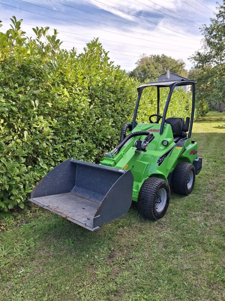 AVANT 423 (2022) – Slechts 90 uren! + Complete set aanbouw, Ophalen, Wiellader of Shovel