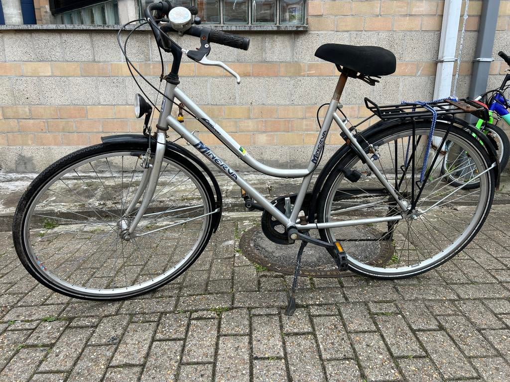 Damesfiets, Fietsen en Brommers, Ophalen, Zo goed als nieuw