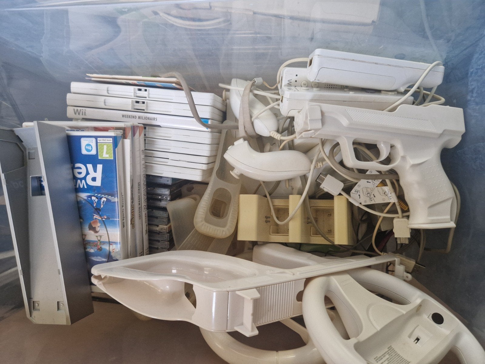 Nintendo wii console + 3 controllers, Hobby en Vrije tijd, Modelbouw | Auto's en Voertuigen, Ophalen
