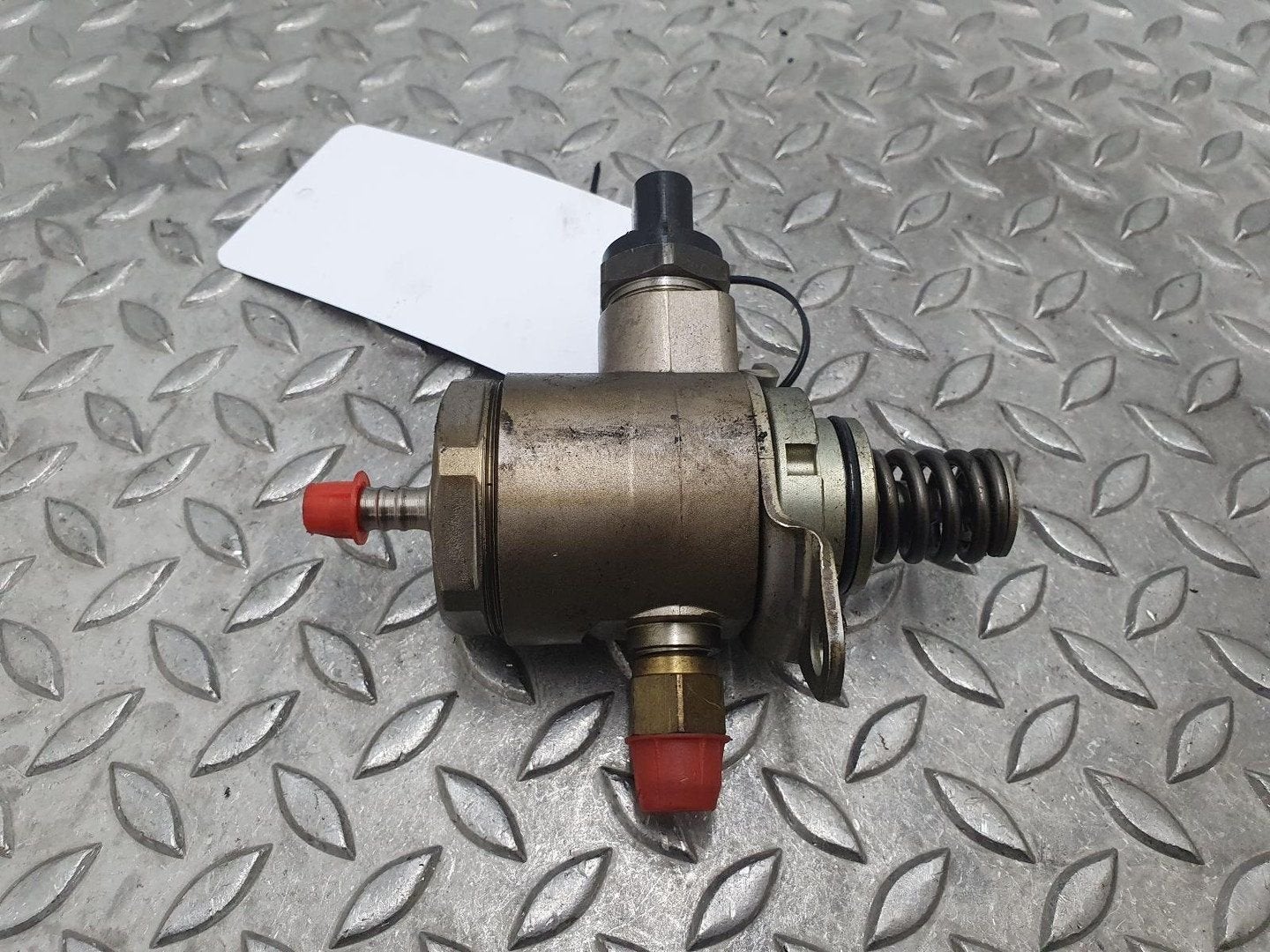 VOLKSWAGEN GOLF BRANDSTOF POMP VOOR DE INJECTOR 2010, Auto-onderdelen, Ophalen of Verzenden, Gebruikt, ARN erkend