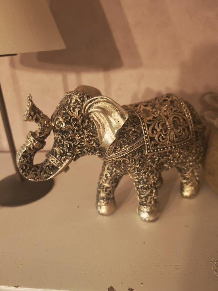 houten olifant beeldje, Ophalen, Gebruikt