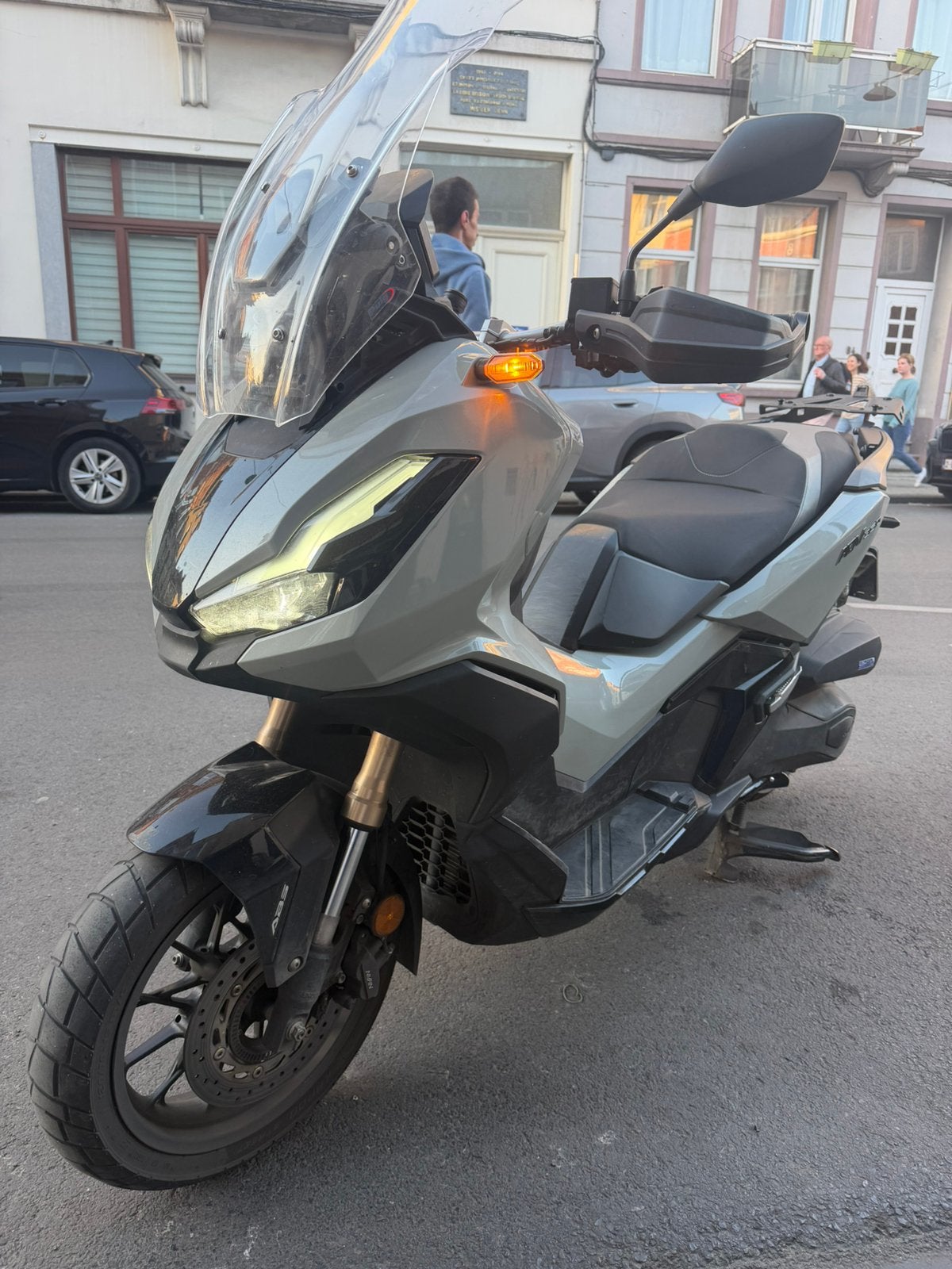 À vendre – Honda ADV 350 (2024) – 14 000 km, Motos, Particulier, Scooter