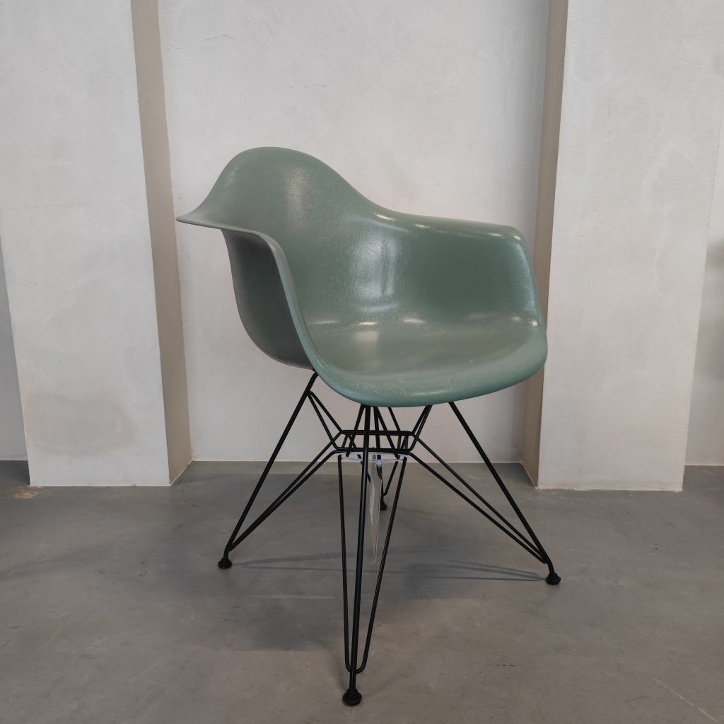 Vitra Eames DAR - Sea Foam Green stoel, Ophalen of Verzenden