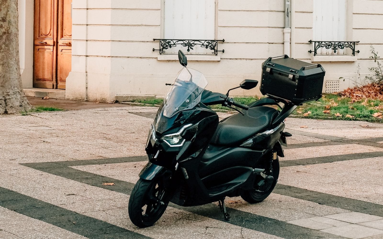 Pink Blast - scooter van 125 cc - 130 km/u <6000 €, Pink, Scooter, Nieuw, Particulier
