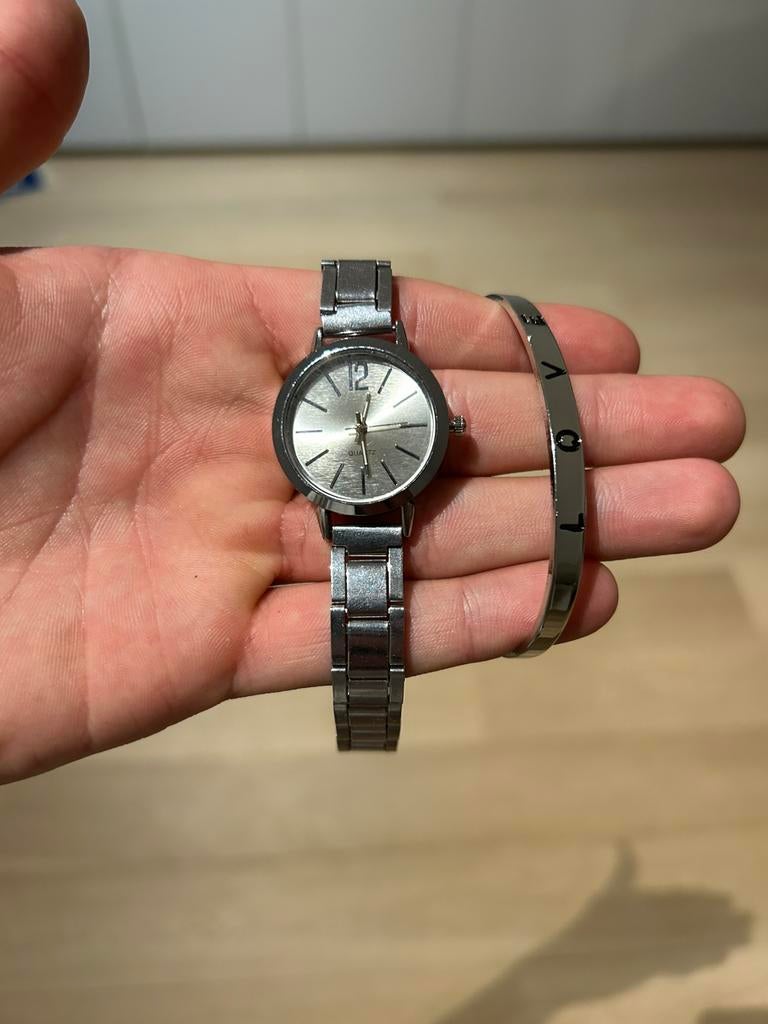 Elegante horloge met matching armpiece, Ophalen of Verzenden